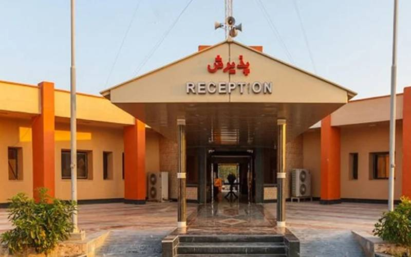 بهترین هتل های نزدیک فرودگاه بین المللی قشم؛ اقامتی لوکس و راحت بهترین هتل های نزدیک فرودگاه بین المللی قشم؛ اقامتی لوکس و راحت