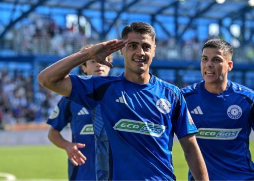 نسخه گزینه استقلال و پرسپولیس پیچیده شد